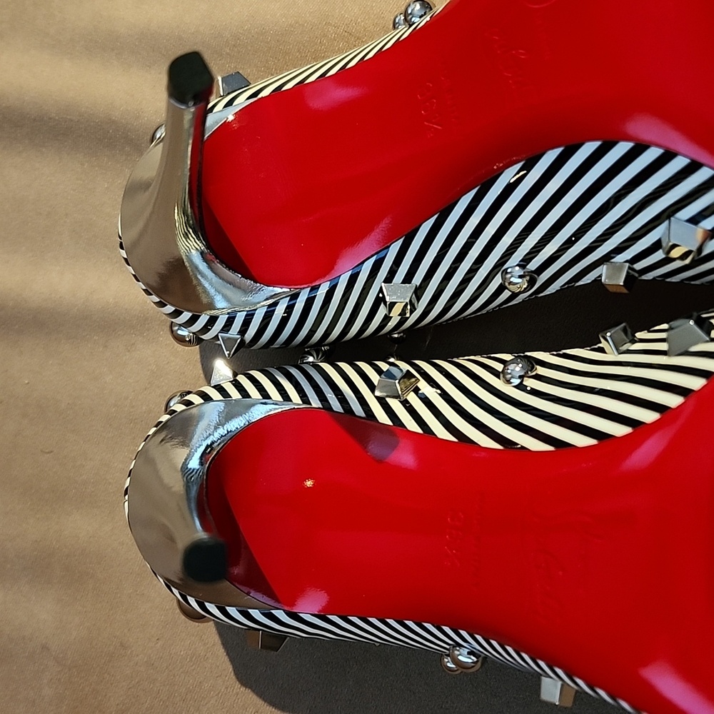 Christian Louboutin Aimanta B&W Striped Women's Heels - EUC 👠 Size 36.5 - Picture 16 of 17